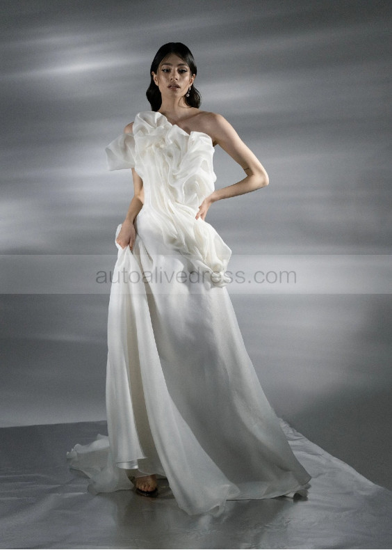 Strapless Ivory Organza Pleated Unique Wedding Dress Strapless Ivory Organza Pleated Unique Wedding Dress